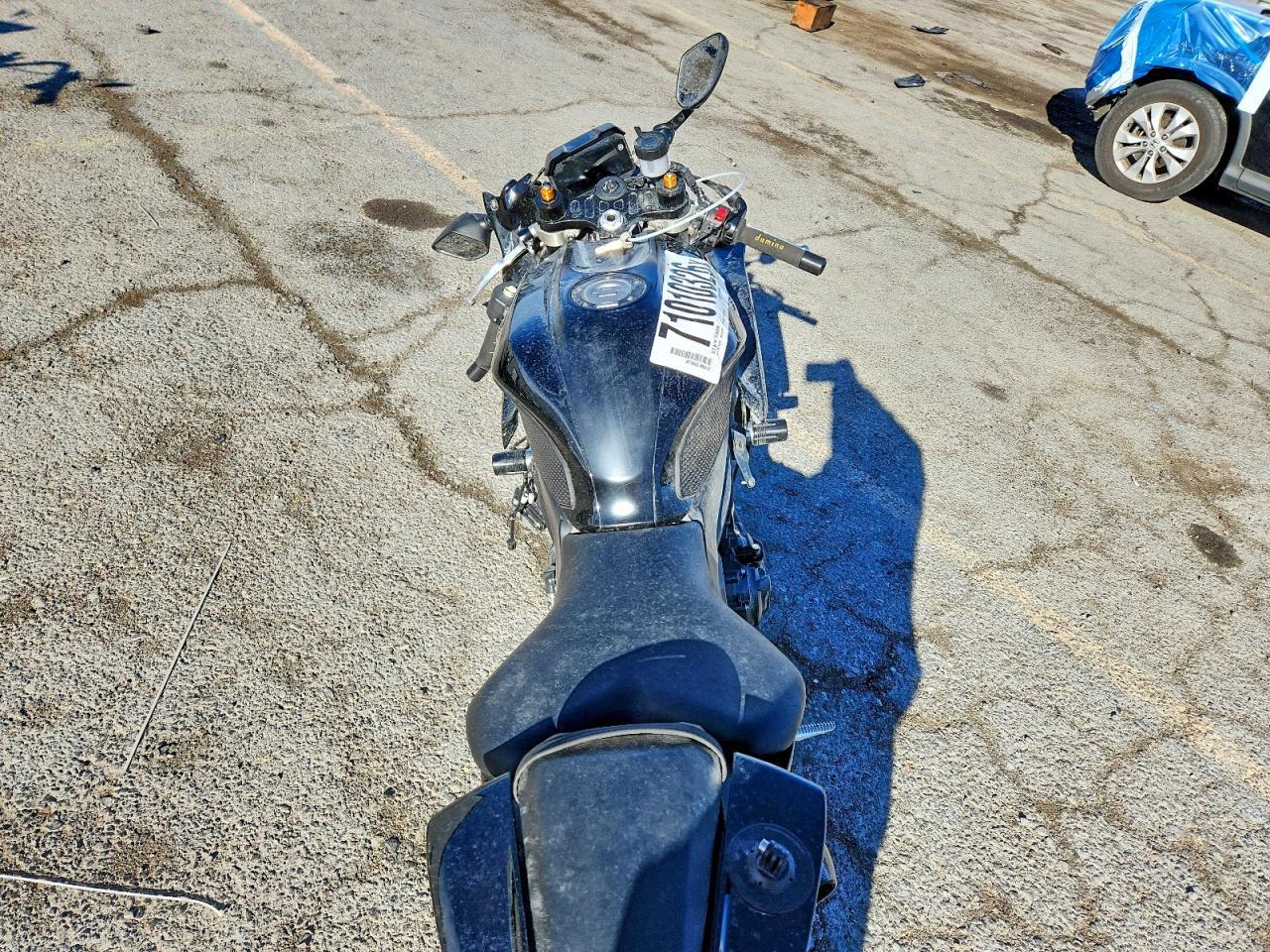 2025 Yamaha Yzfr7 - Image 6