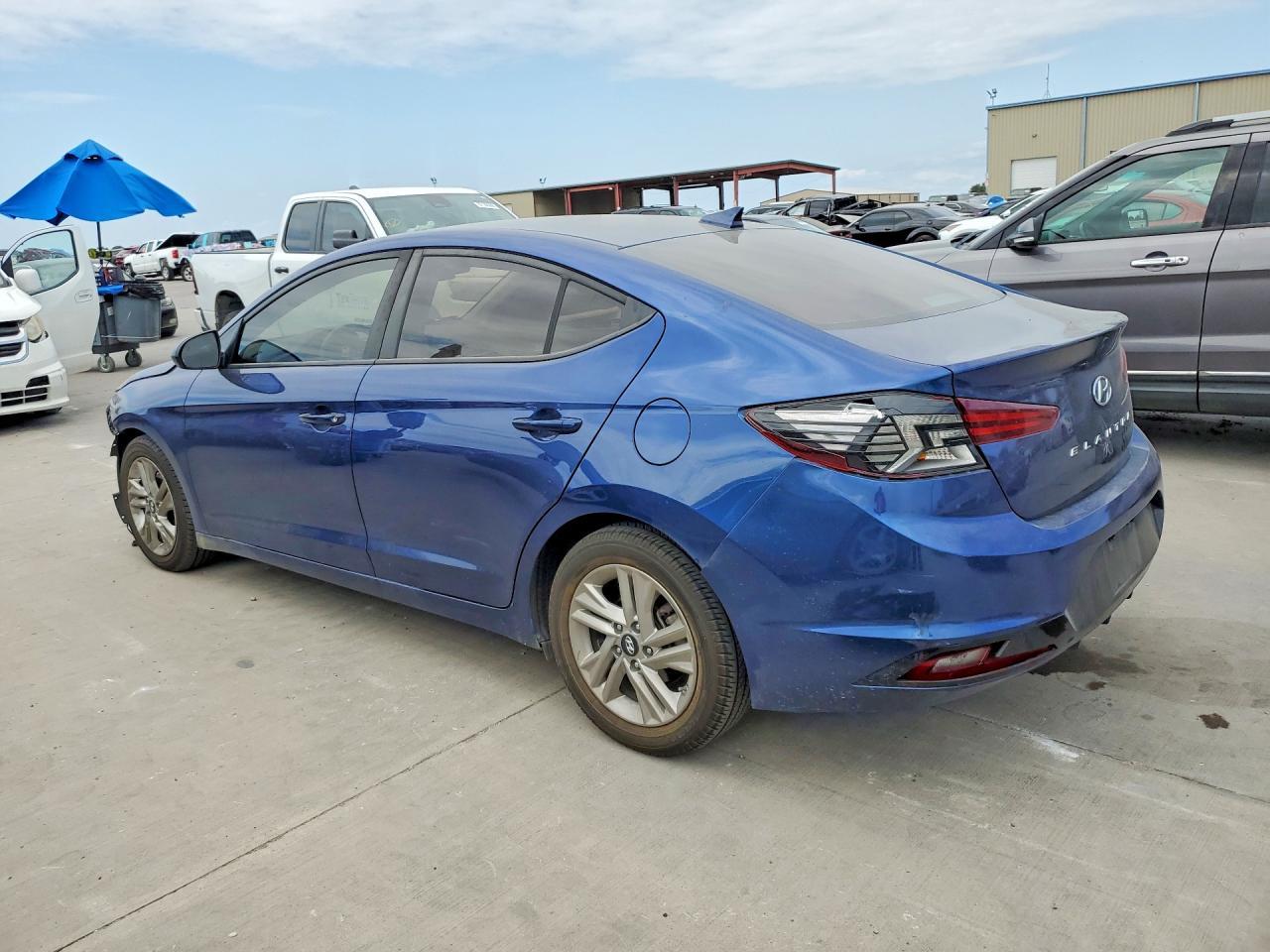 2020 Hyundai Elantra Sel - Image 2