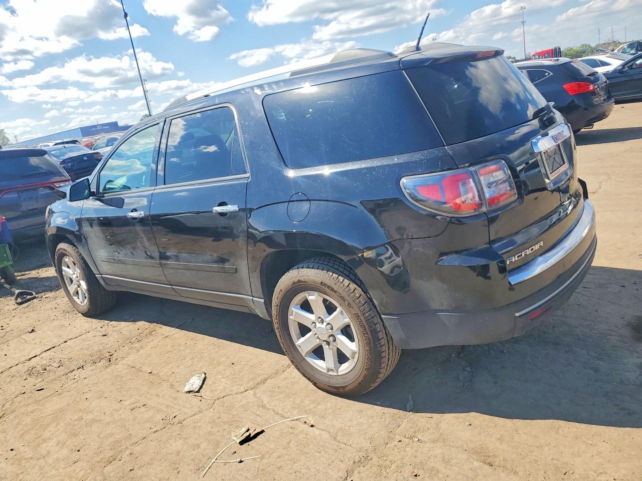 2016 GMC Acadia Sle - Image 2