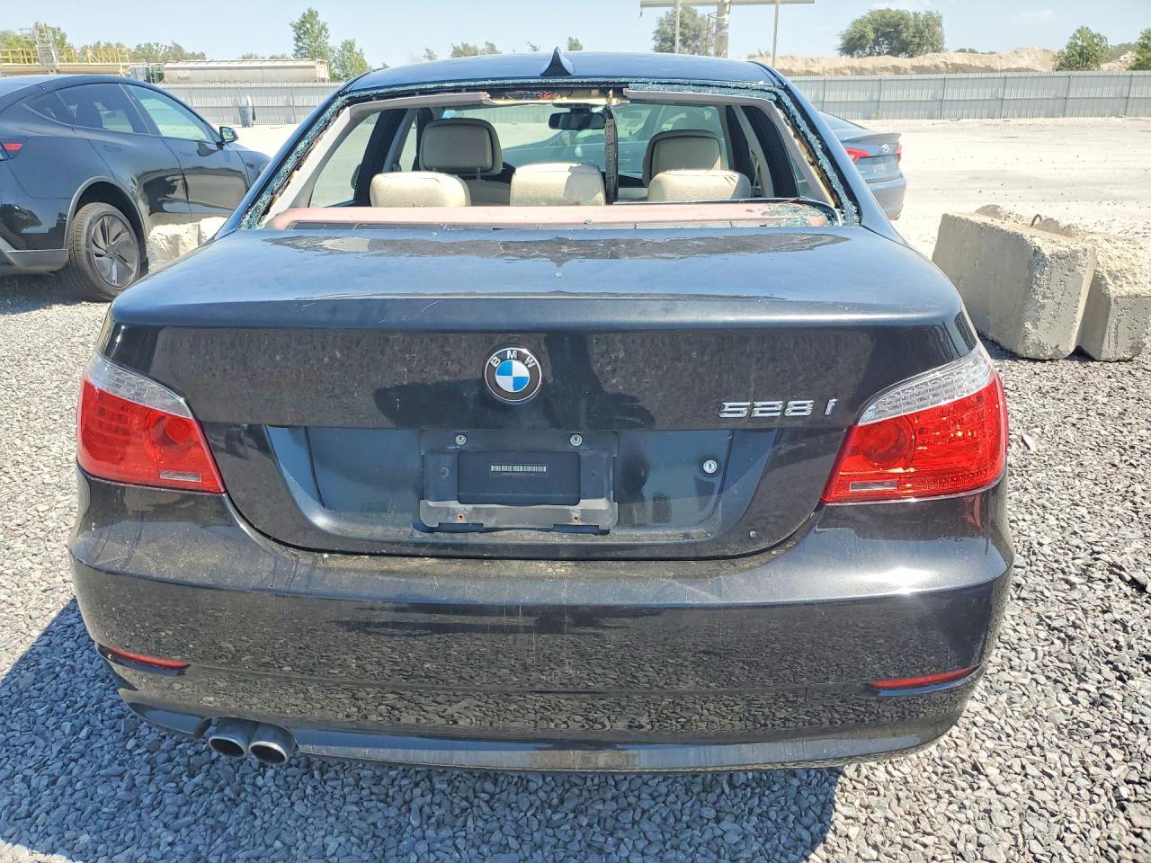 2010 BMW 528 Xi - Фото 6