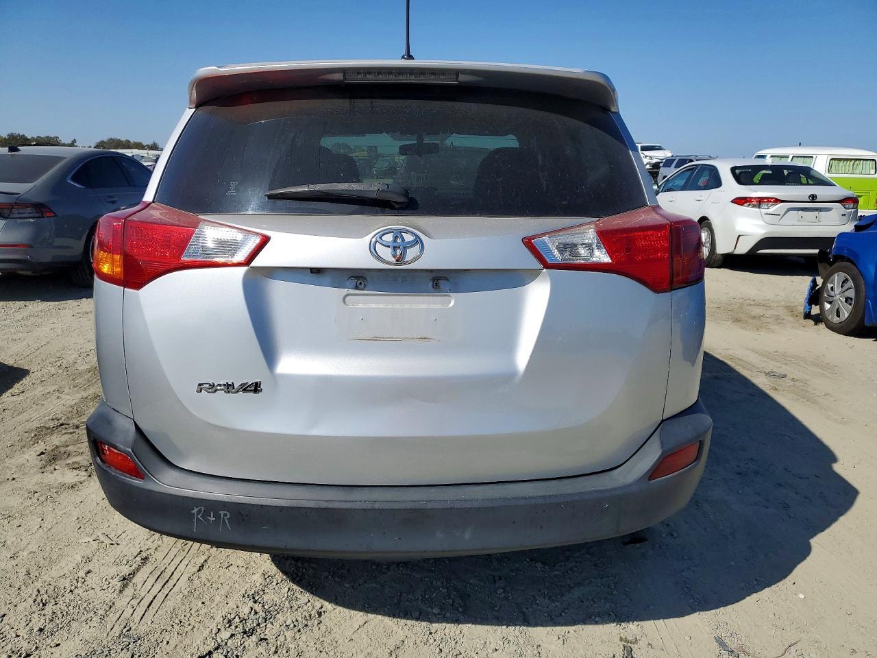 2015 Toyota Rav4 Le - Фото 6