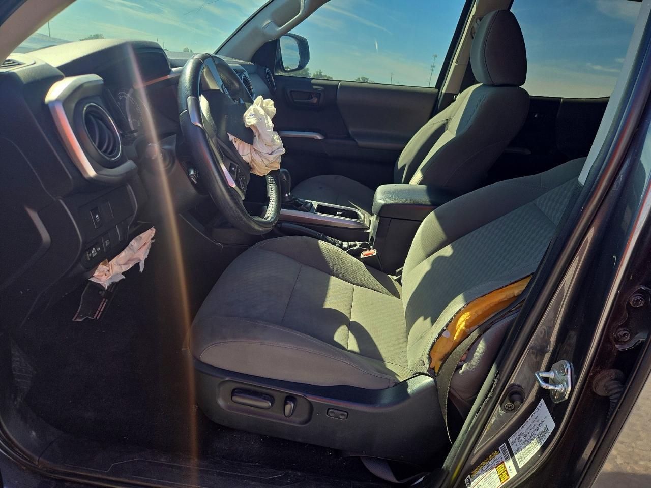 2023 Toyota Tacoma Sr5 V6 - Image 7