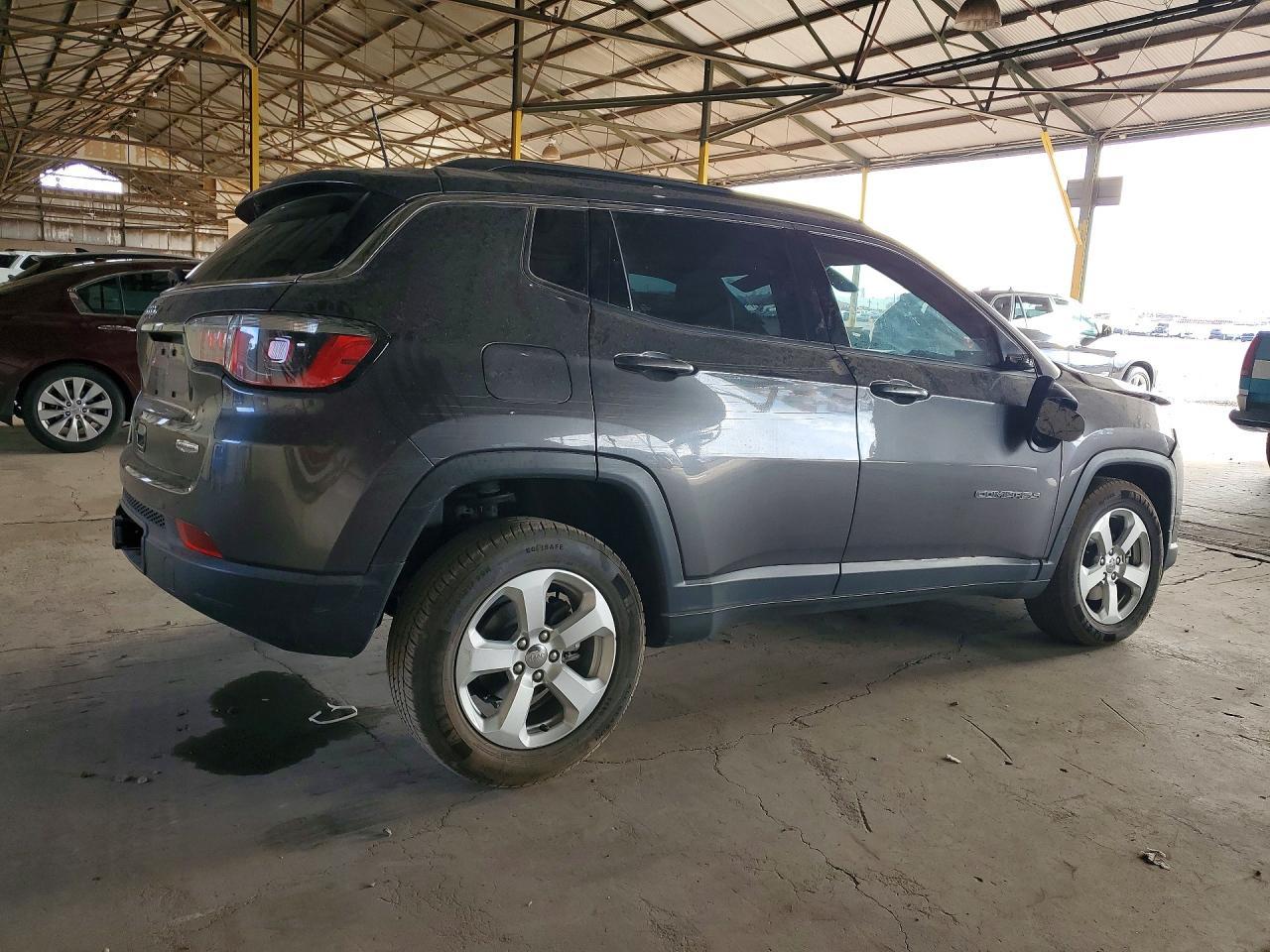 2017 Jeep Compass Latitude - Фото 3