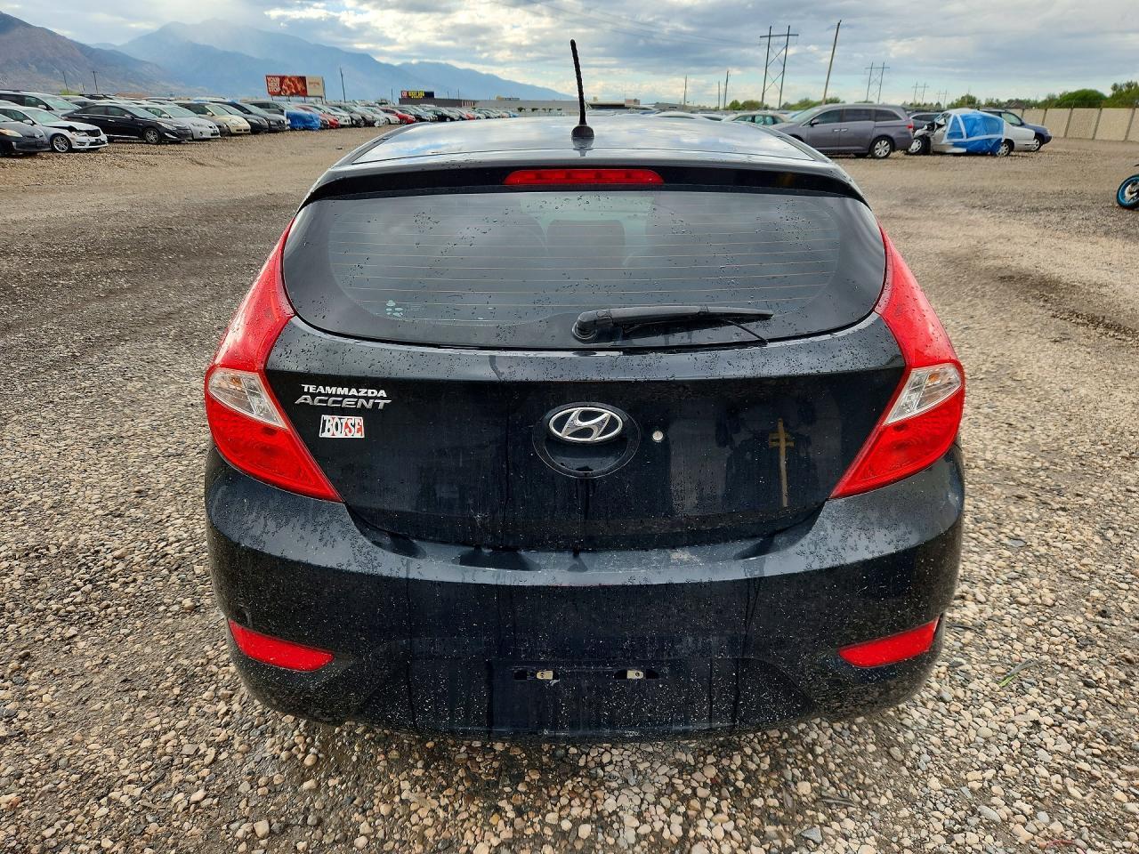 2017 Hyundai Accent Se - Фото 6