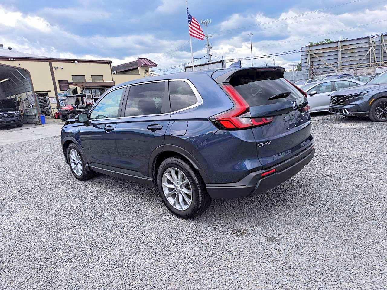 2025 Honda Cr-V Exl - Image 2