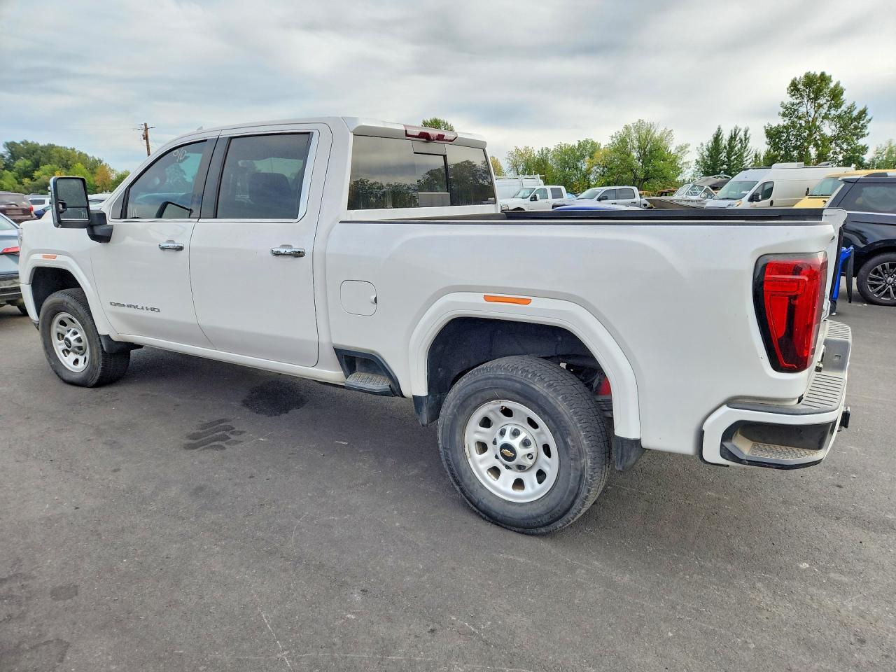 2022 GMC Sierra K2500 Denali - Image 2
