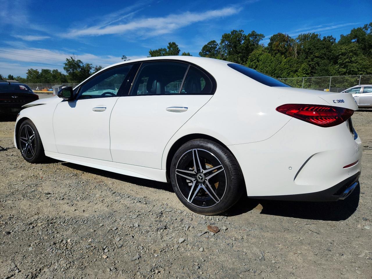 2025 Mercedes-Benz C 300 4Matic - Фото 2