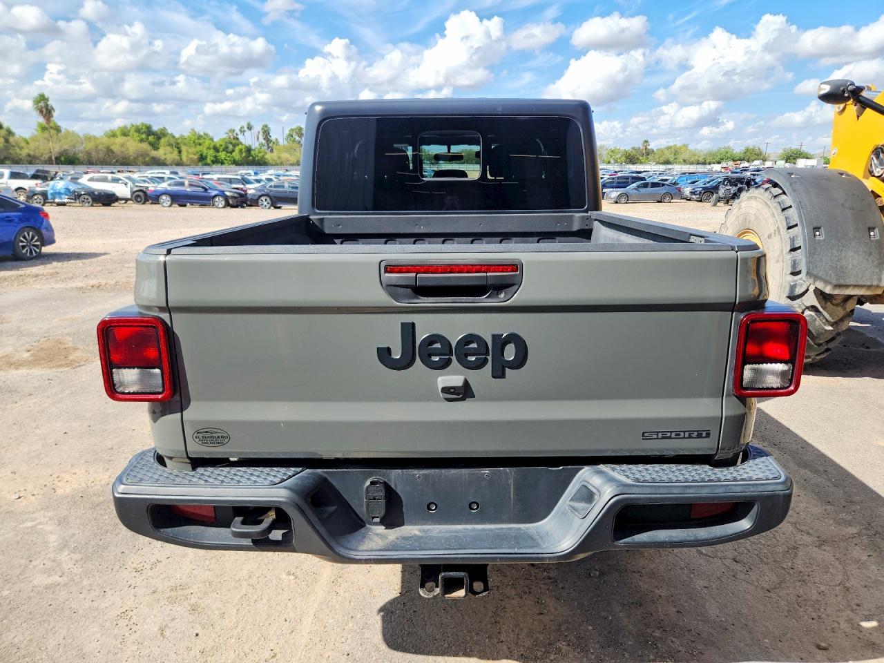 2021 Jeep Gladiator Sport - Фото 6