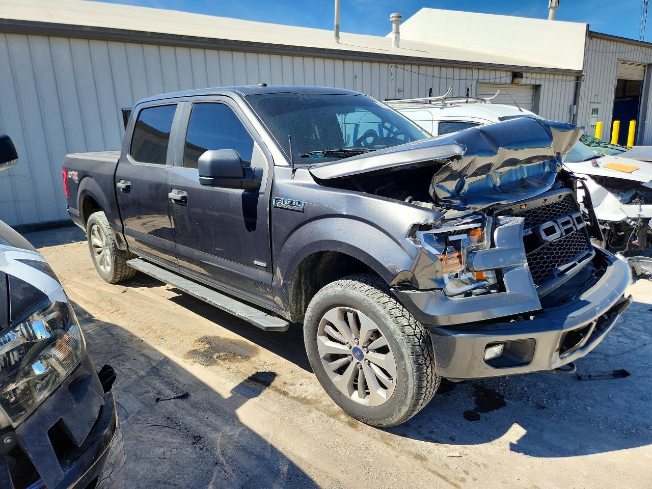 2017 Ford F-150 Xl - Фото 4