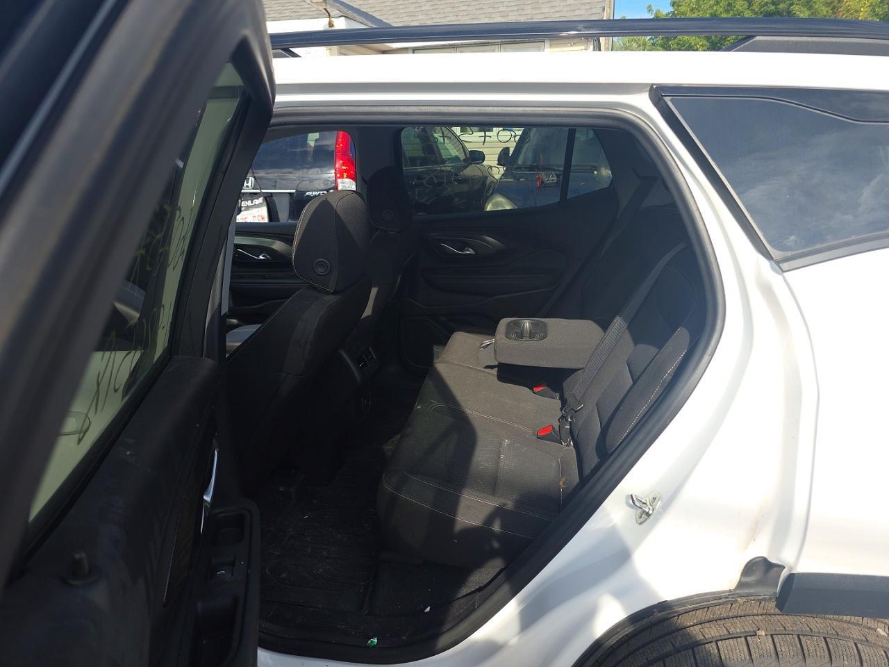2024 GMC Terrain Sle - Image 6