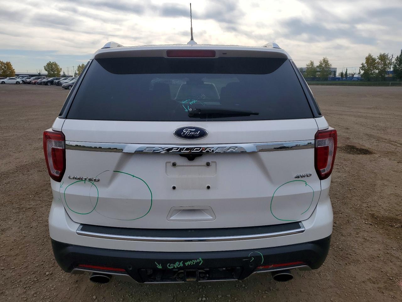 2018 Ford Explorer Limited - Image 6