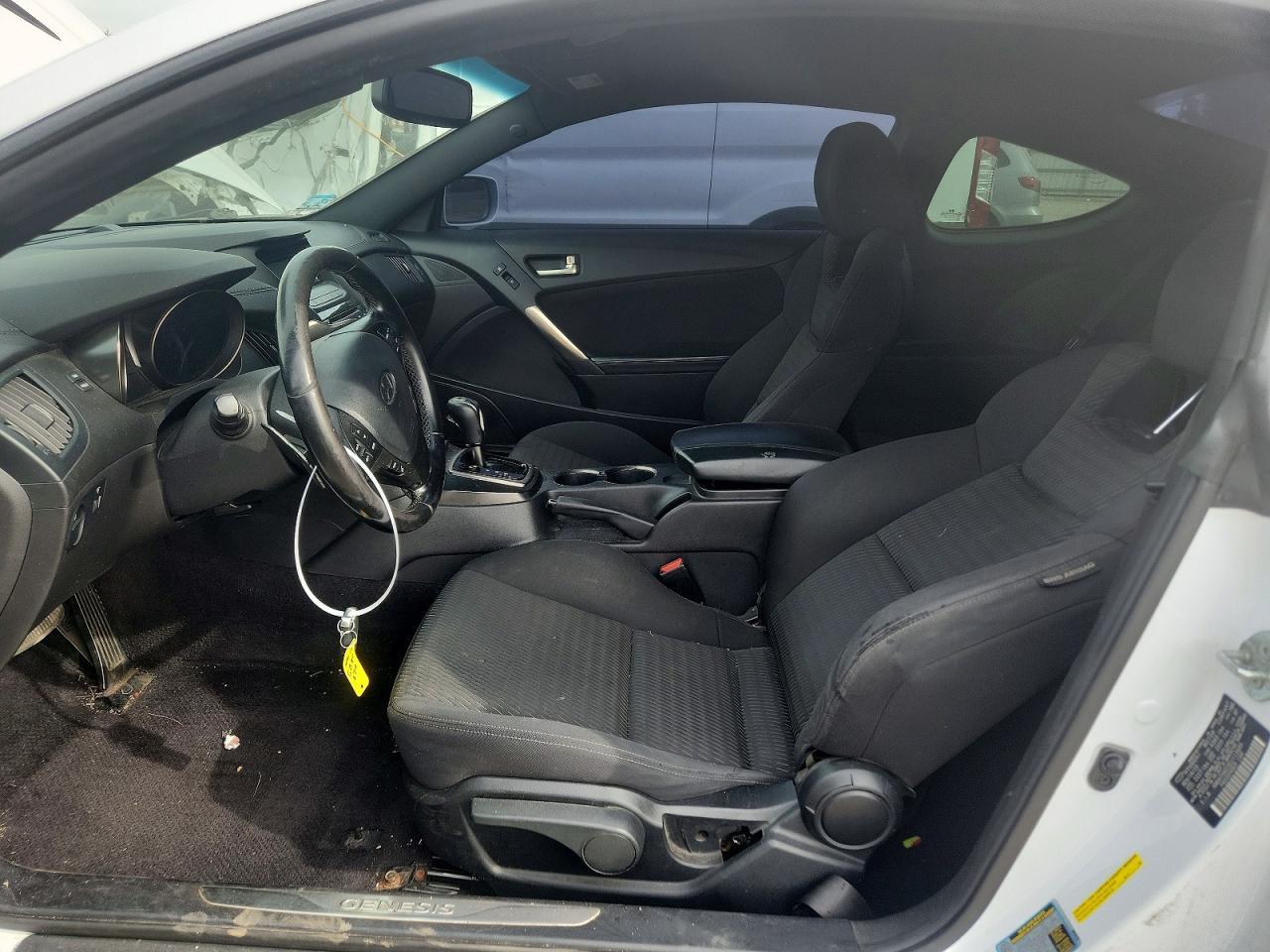 2014 Hyundai Genesis Coupe 2.0T - Image 7