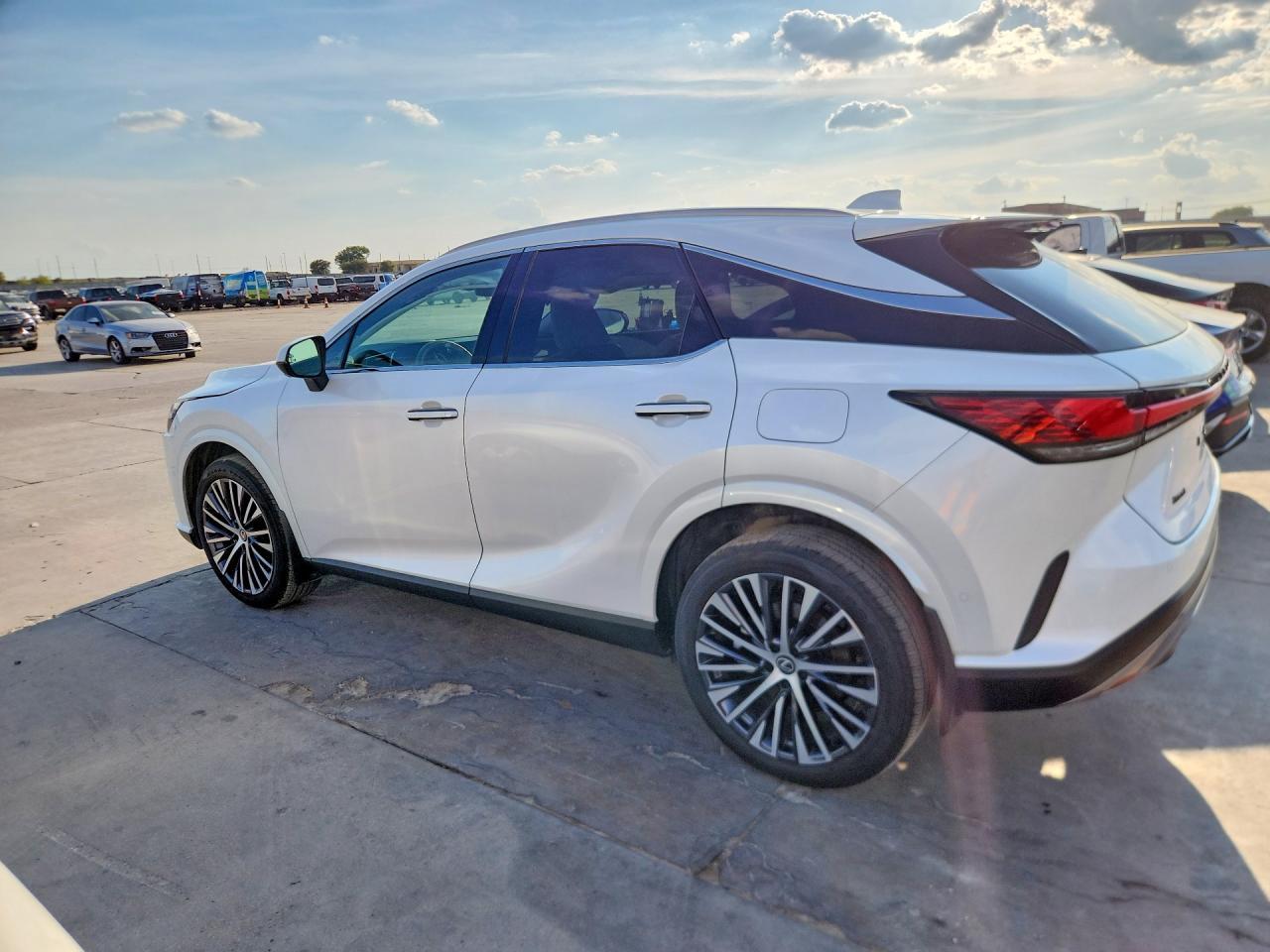 2026 Lexus Rx 350 Premium+ - Фото 2
