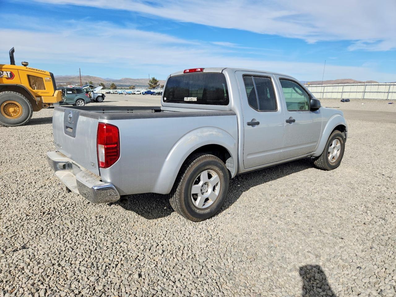2006 Nissan Frontier Se - Фото 3
