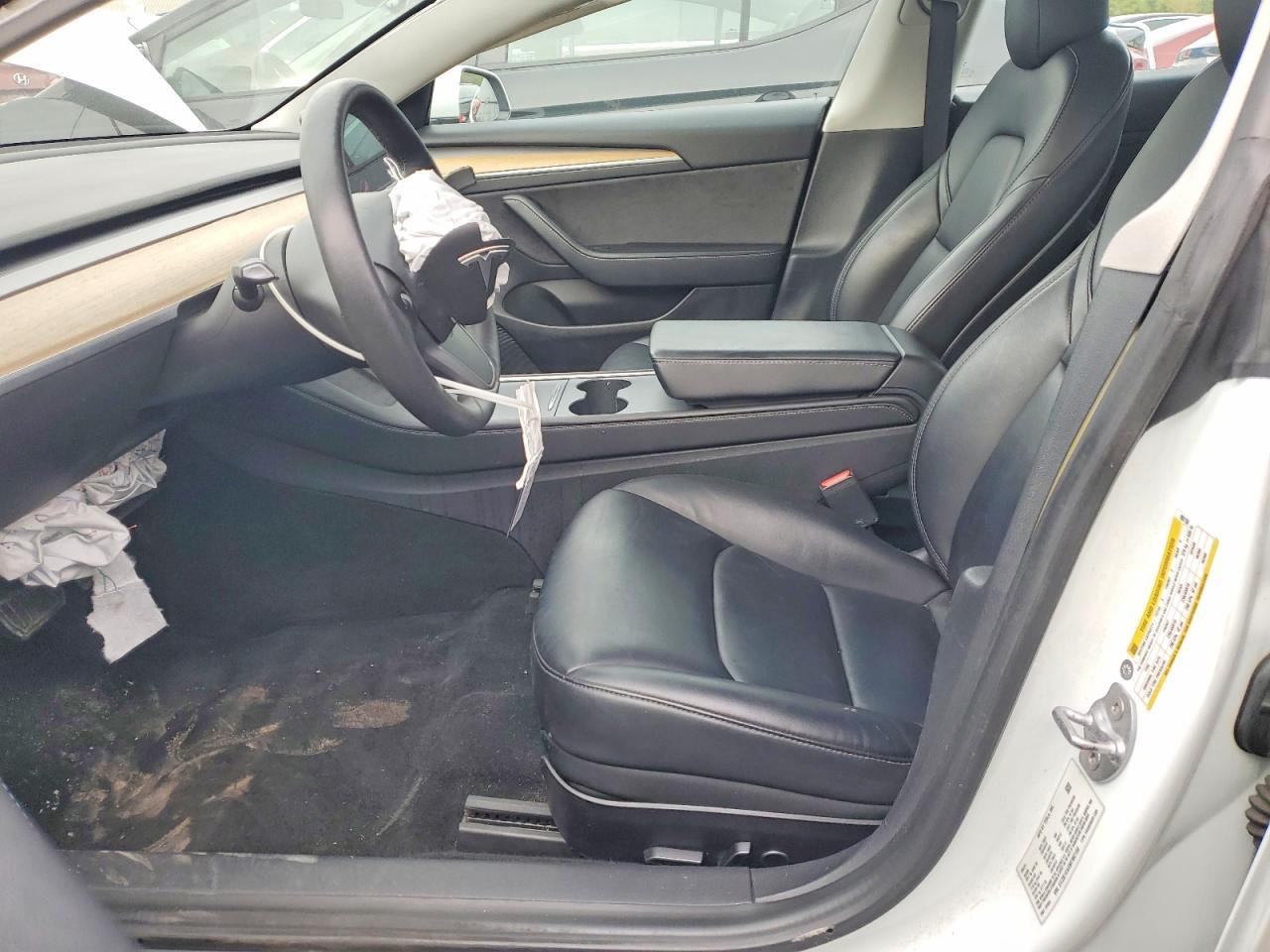 2021 Tesla Model 3 - Image 7