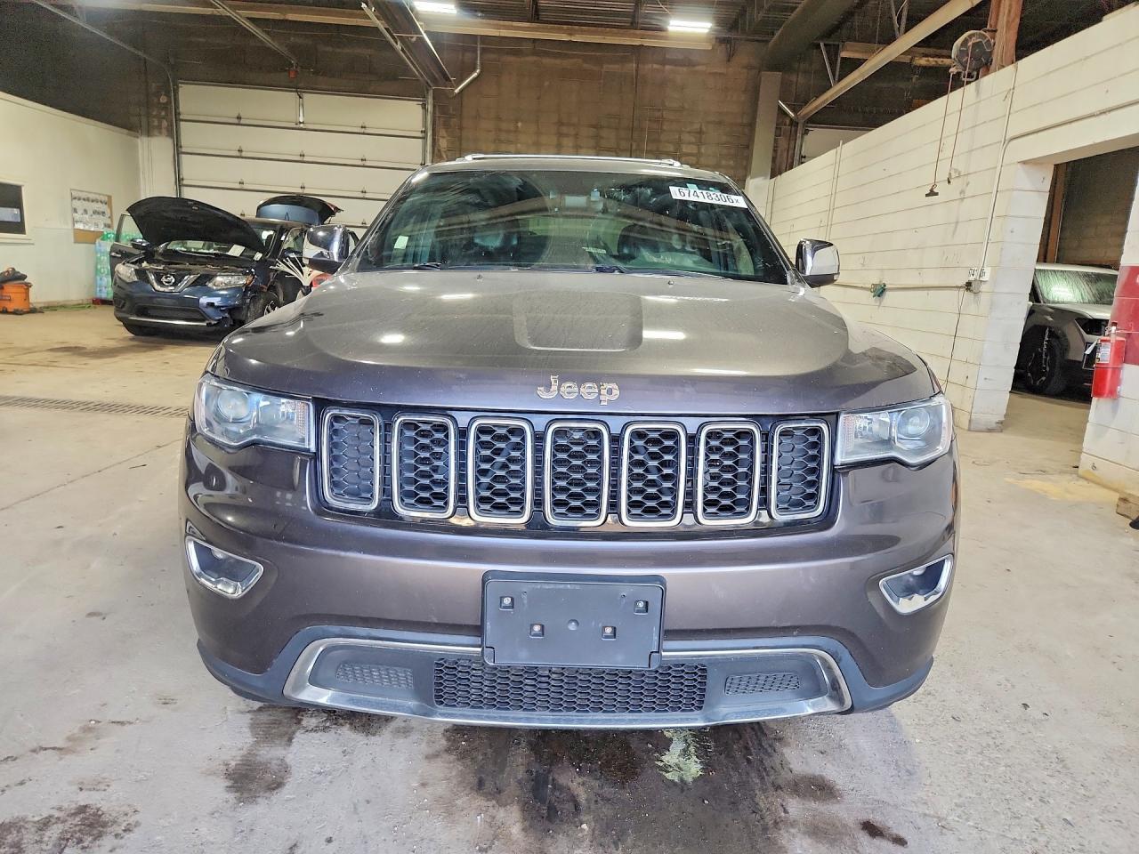 2017 Jeep Grand Cherokee - Фото 5