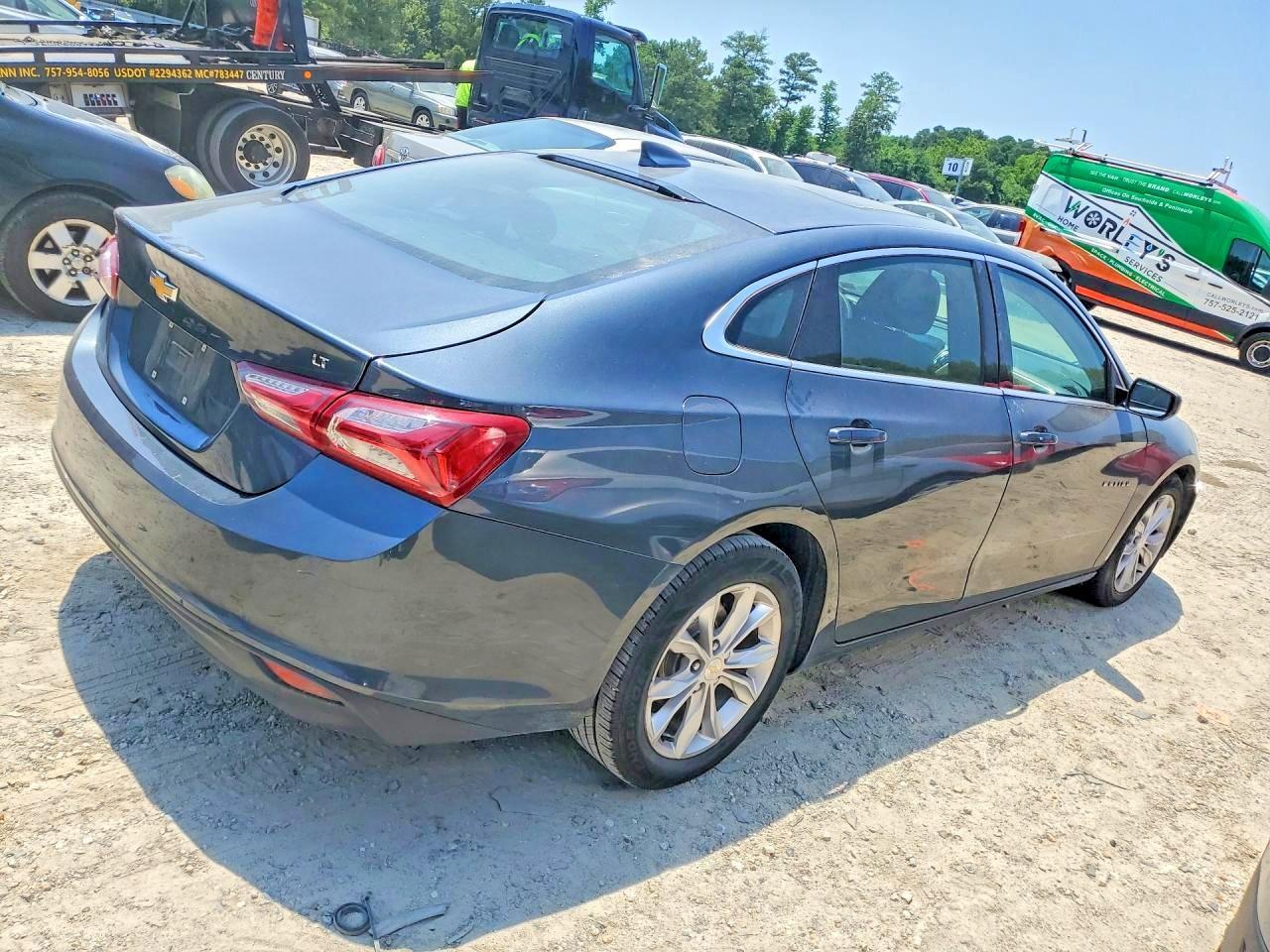 2021 Chevrolet Malibu Lt - Фото 3