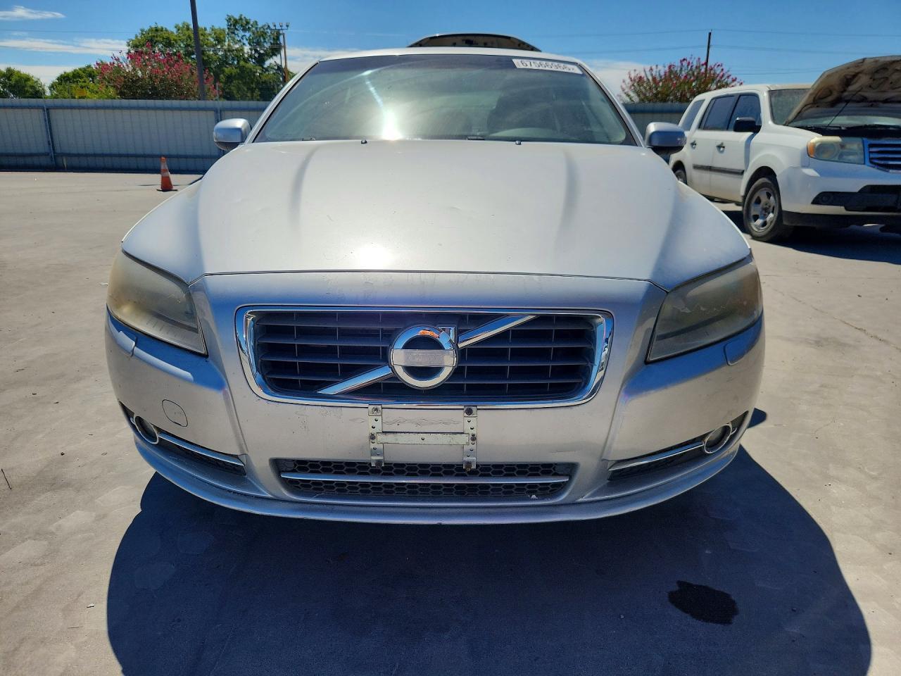 2010 Volvo S80 3.2 - Image 5