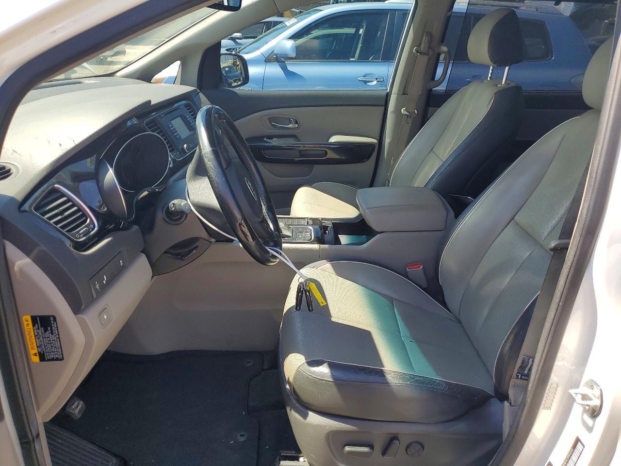2015 Kia Sedona Ex - Image 7