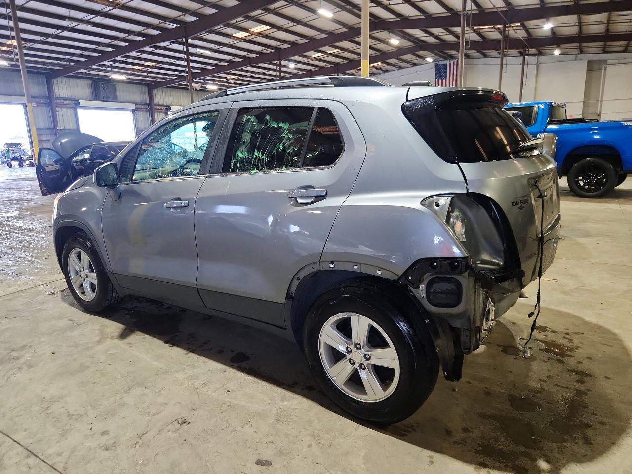 2020 Chevrolet Trax 1Lt - Фото 2