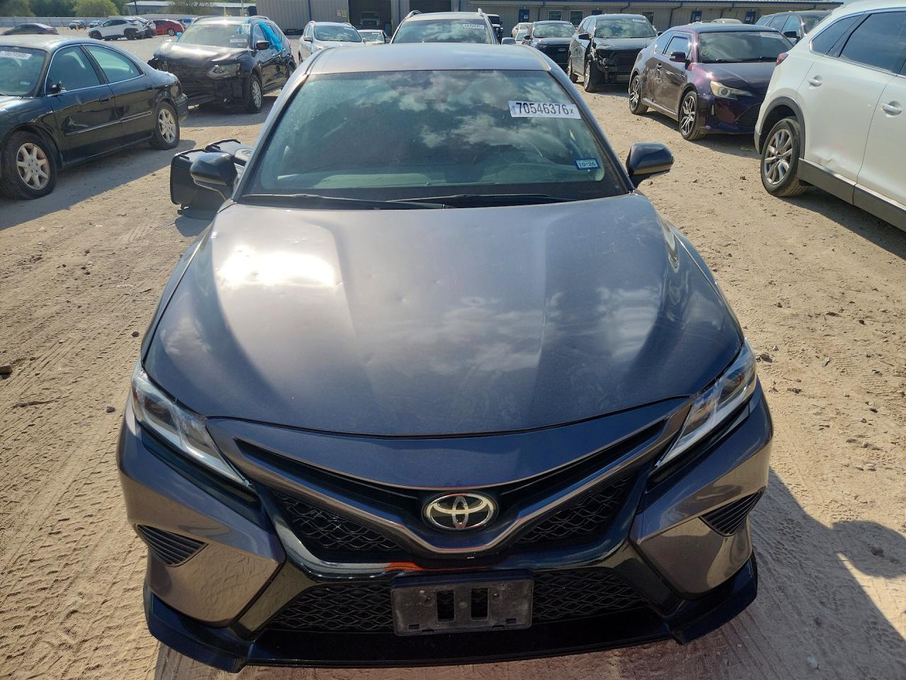 2022 Toyota Camry Se - Фото 5