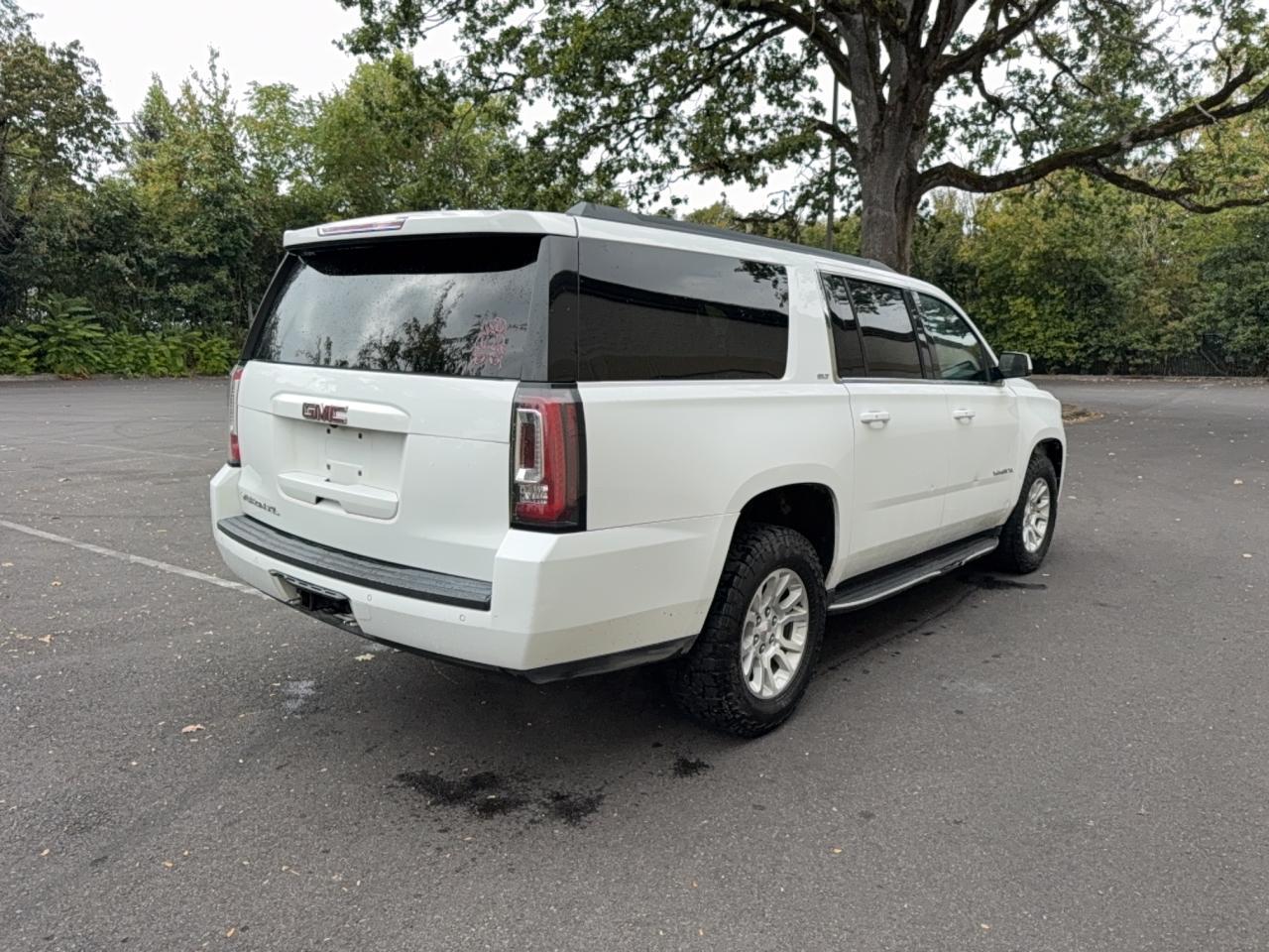 2019 GMC Yukon Xl K1500 Slt - Image 4