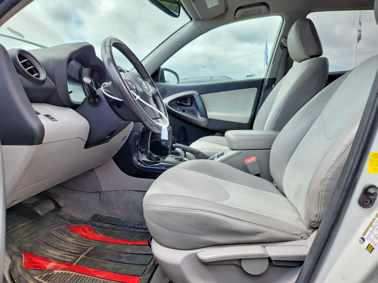 2014 Toyota Rav4 Ev Base - Image 7