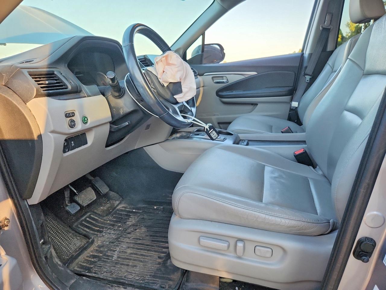2022 Honda Pilot Se - Фото 7