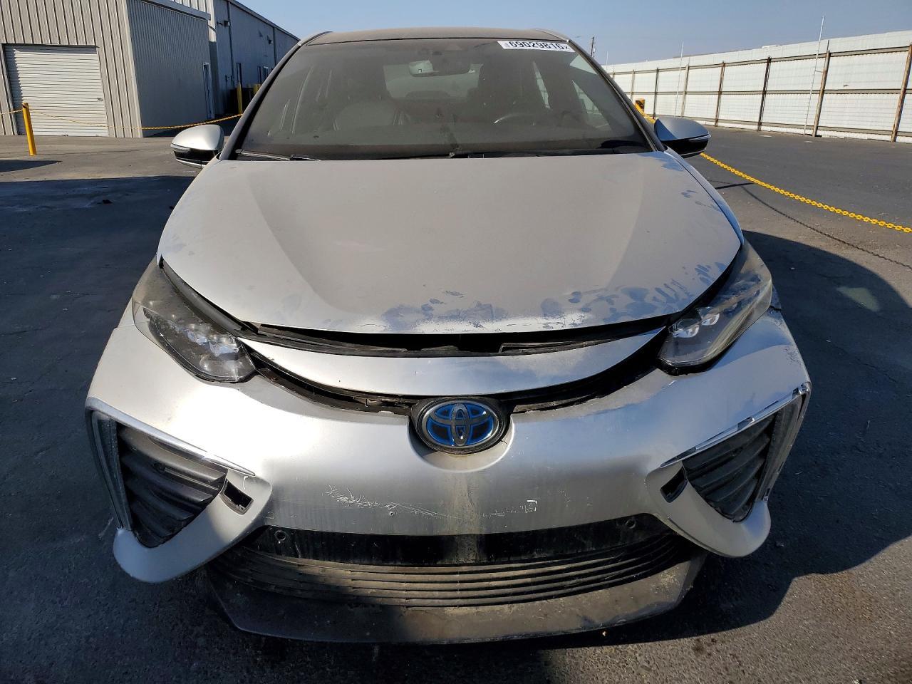 2018 Toyota Mirai Base - Image 5
