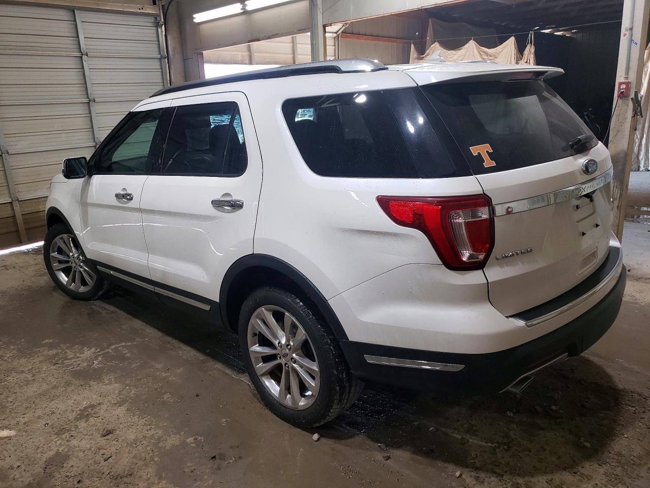 2018 Ford Explorer Limited - Image 2