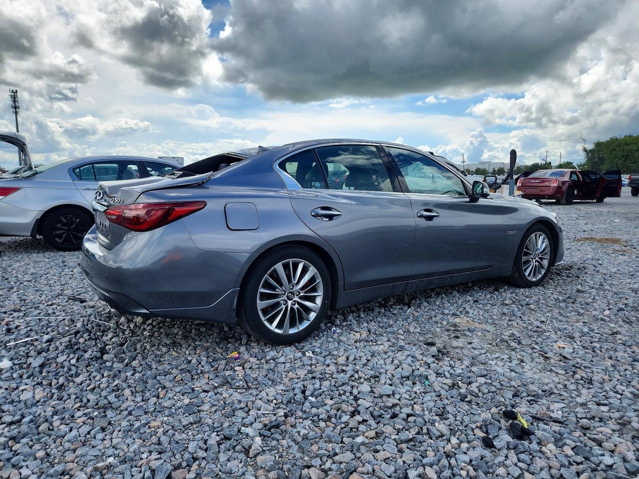 2020 Infiniti Q50 Red Sport 400 - Image 3