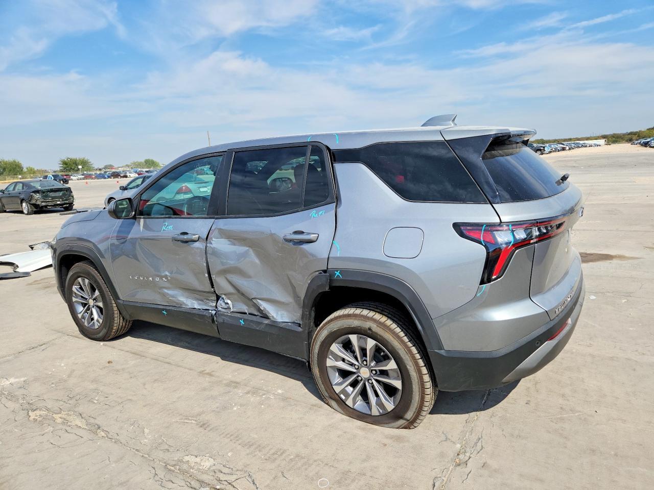 2026 Chevrolet Equinox Lt - Фото 2