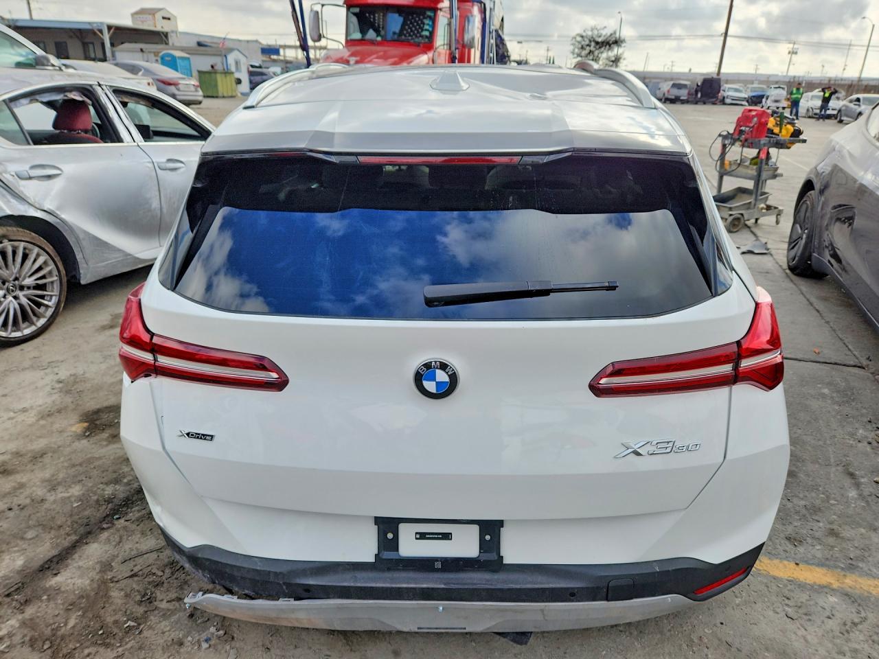 2026 BMW X3 30 xDrive - Фото 6