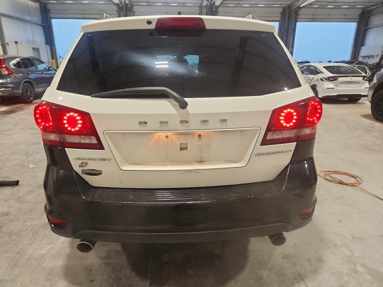2018 Dodge Journey Crossroad - Image 6