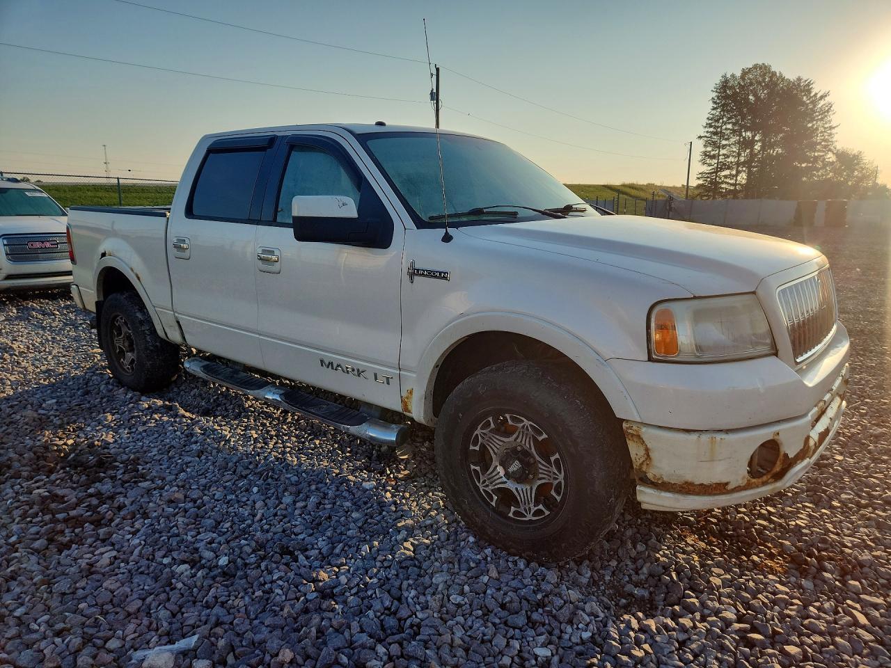 2008 Lincoln Mark Lt - Image 4