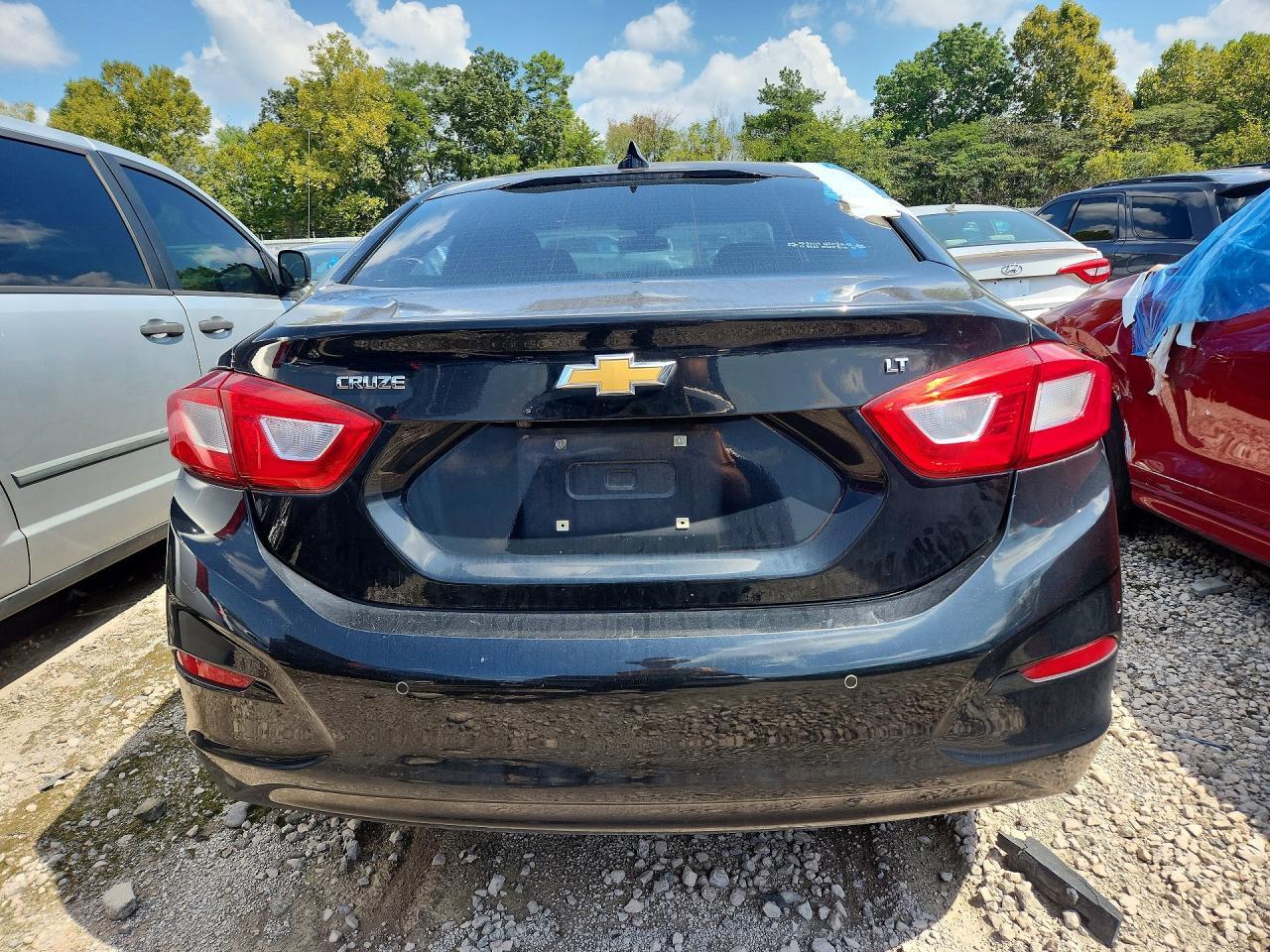 2019 Chevrolet Cruze Lt - Image 6