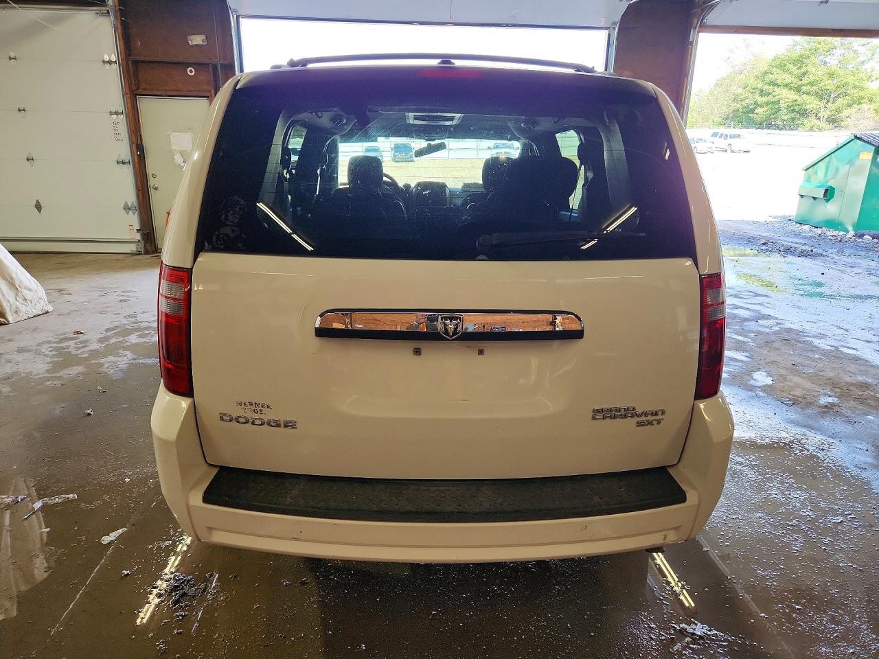 2010 Dodge Grand Caravan Sxt - Фото 6
