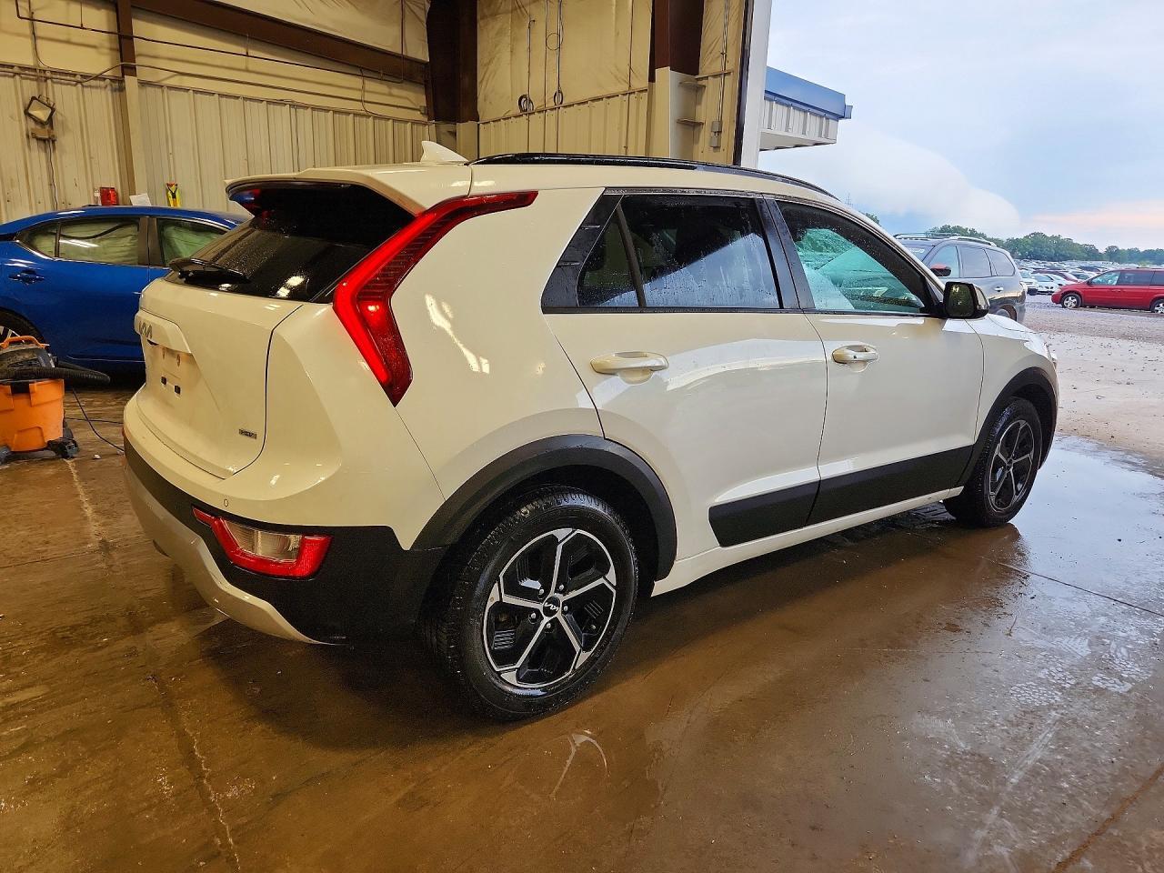 2023 Kia Niro Ex - Фото 3
