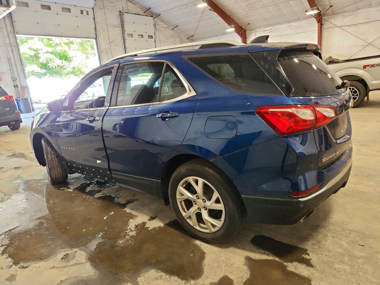 2019 Chevrolet Equinox Lt - Image 2