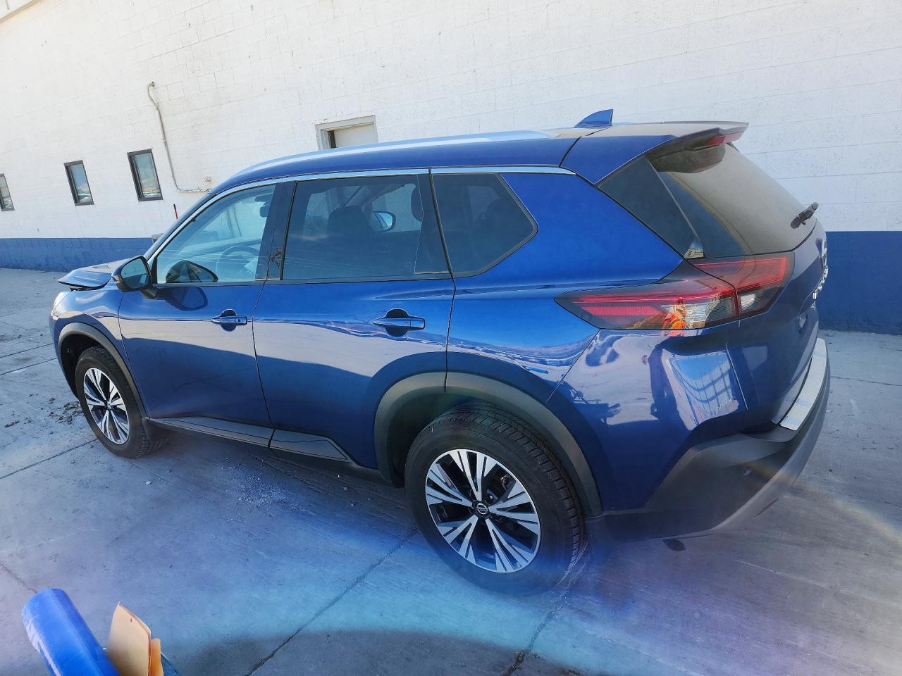 2021 Nissan Rogue Sv - Фото 2