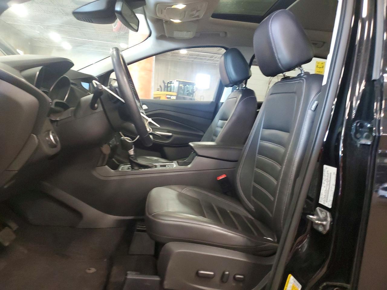 2017 Ford Escape Titanium - Image 7