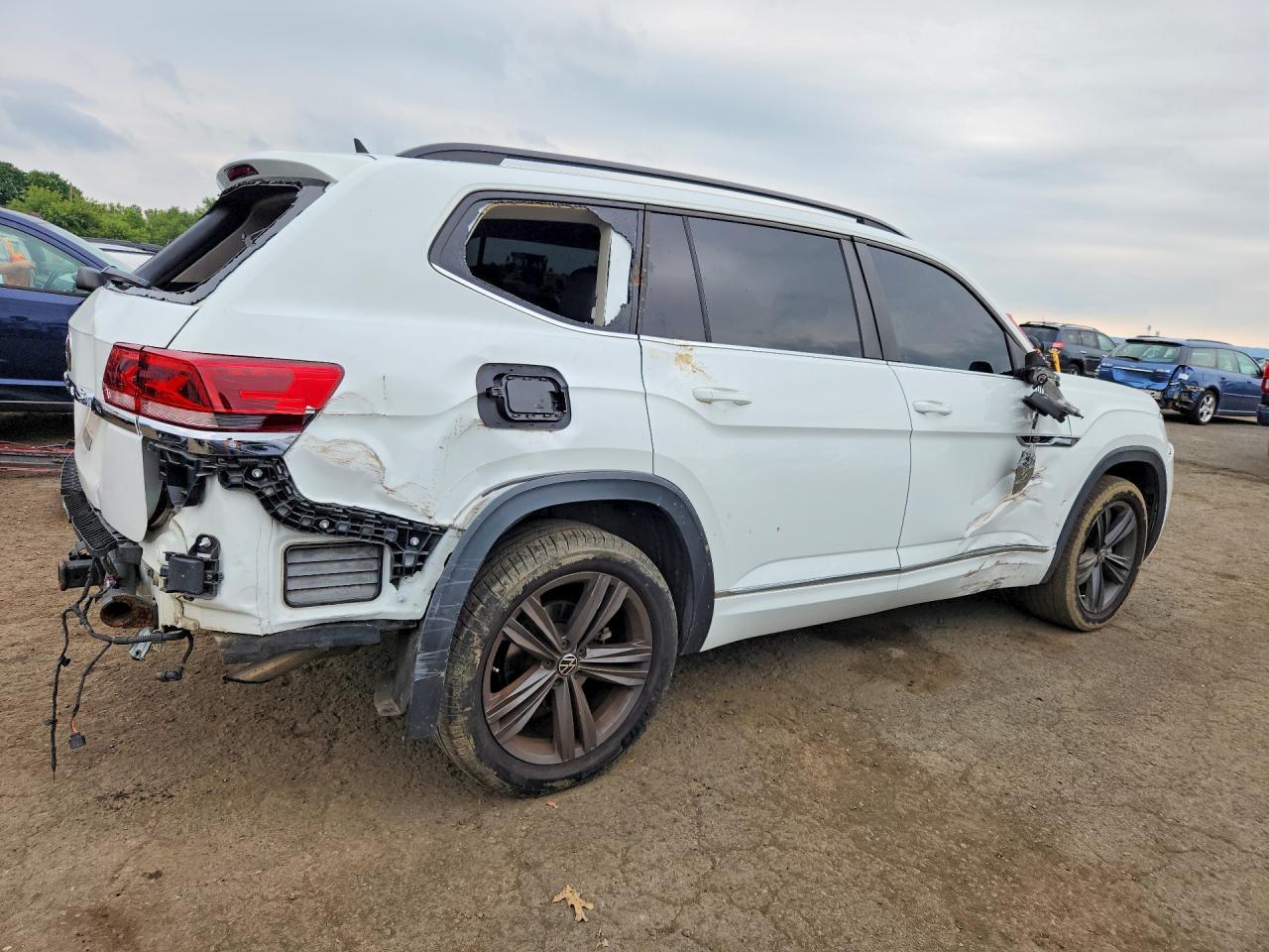 2021 Volkswagen Atlas Se - Image 3