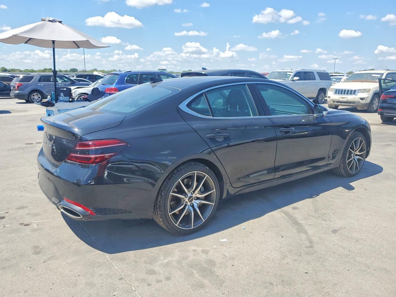 2026 Genesis G70 2.5T Standard - Фото 3