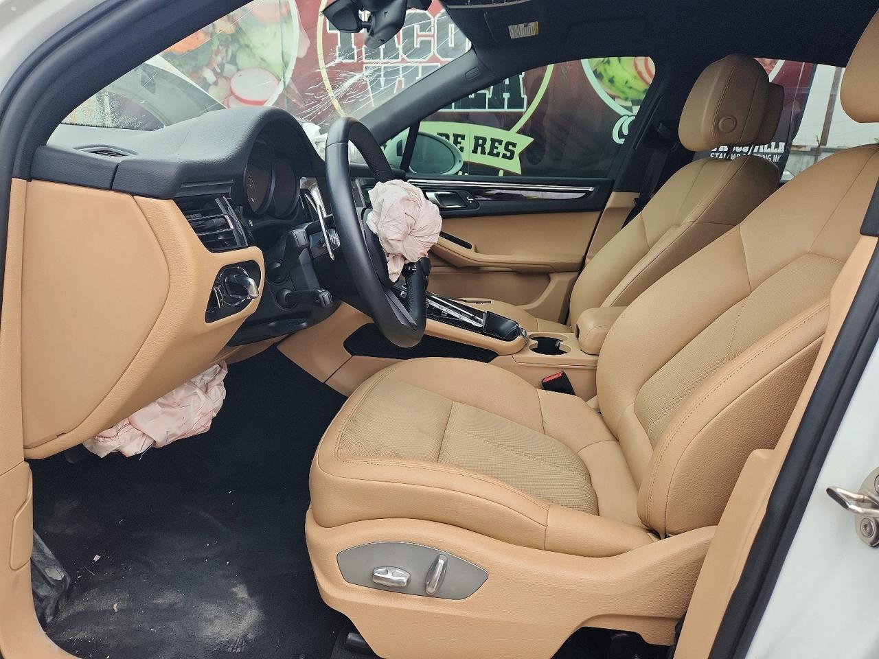 2023 Porsche Macan Base - Image 7