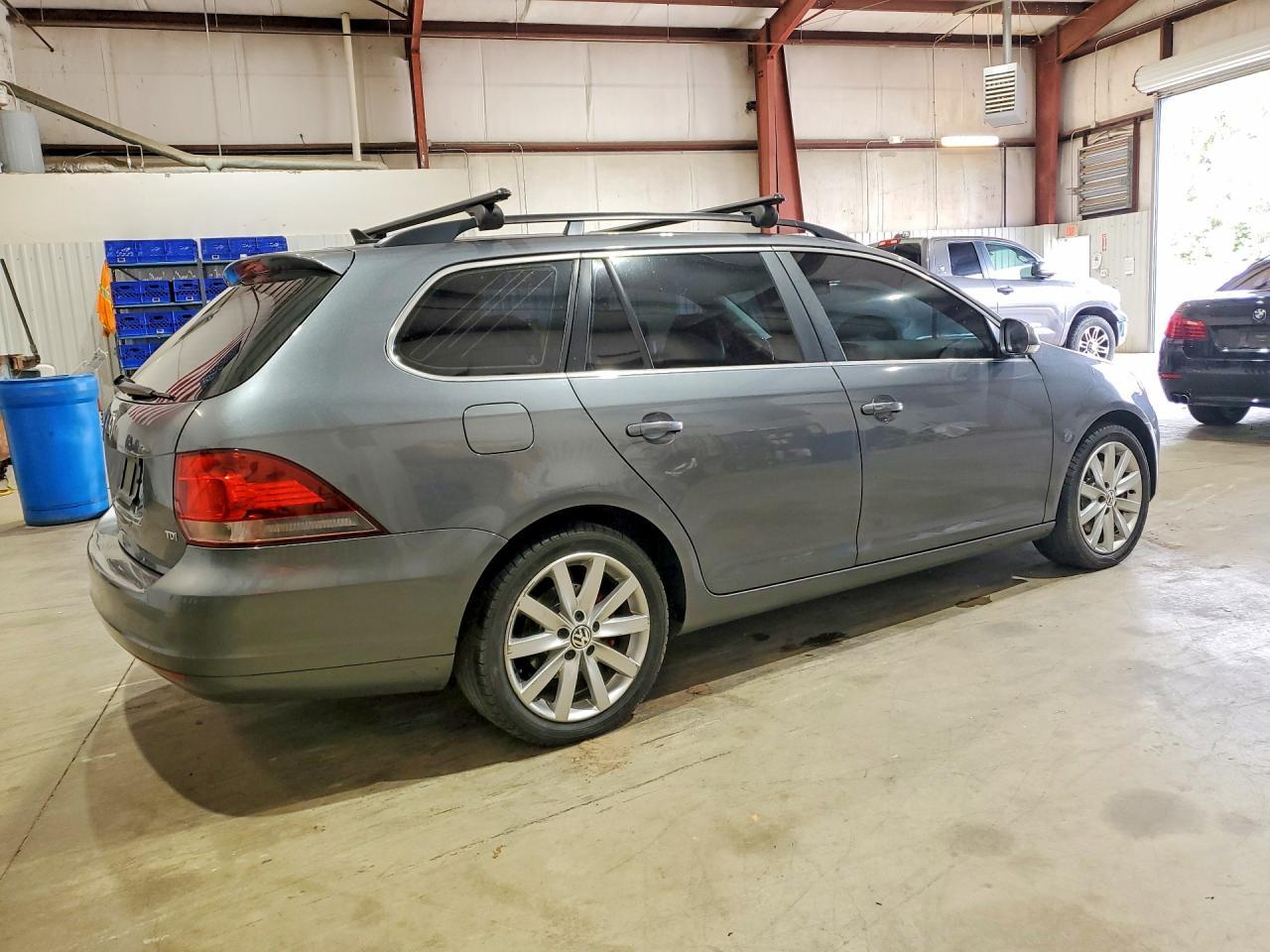 2013 Volkswagen Jetta Tdi - Image 3