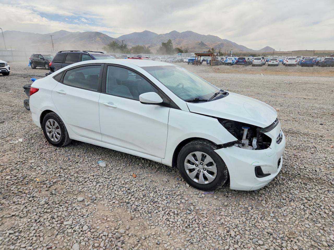 2016 Hyundai Accent Se - Фото 4