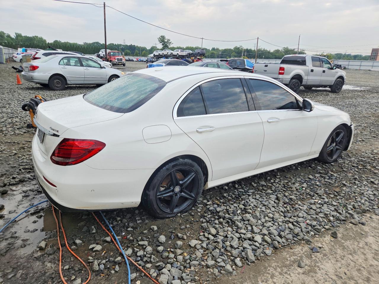 2017 Mercedes-Benz E 300 4Matic - Image 3