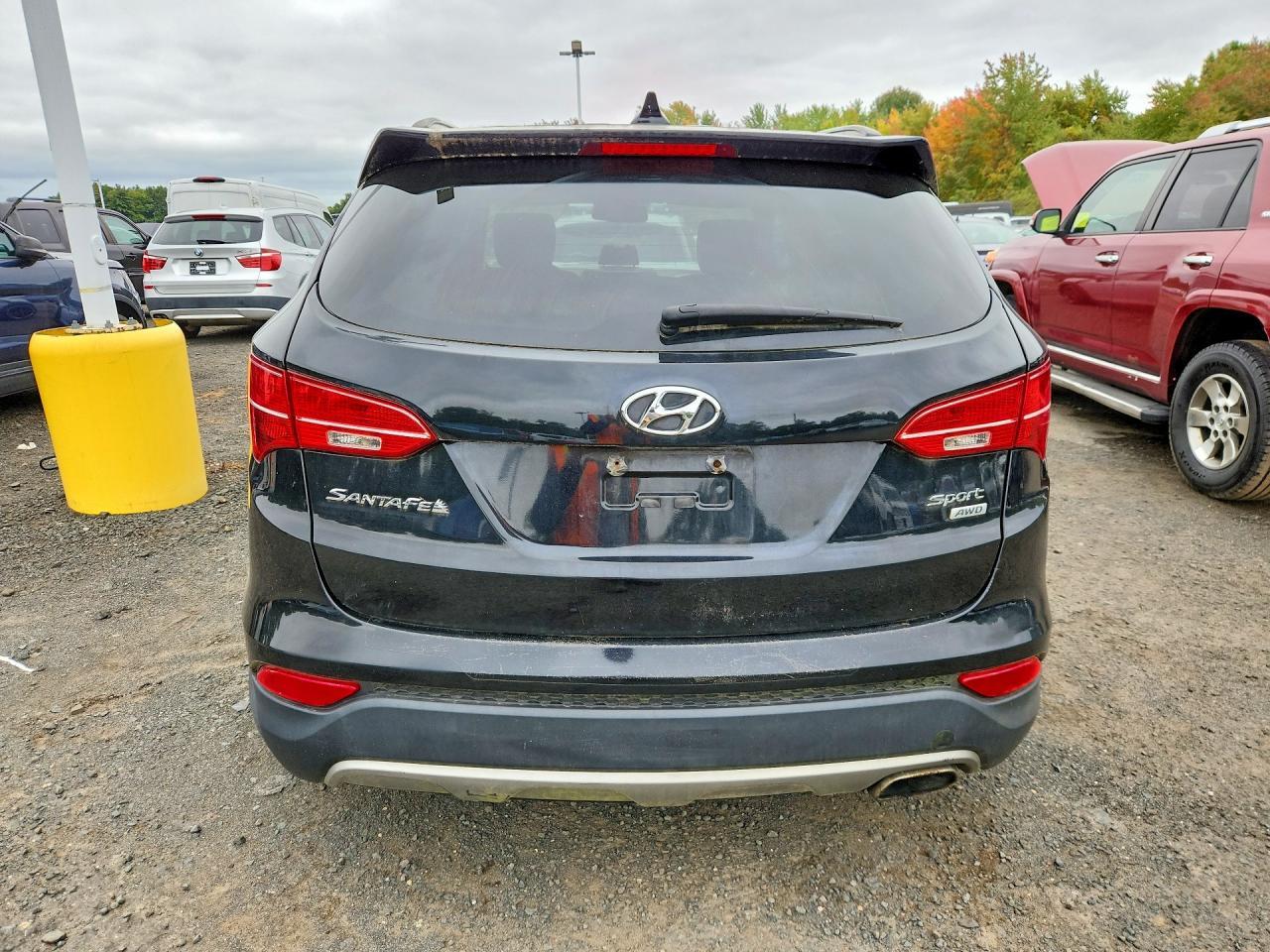 2013 Hyundai Santa Fe Sport 2.4L - Image 6