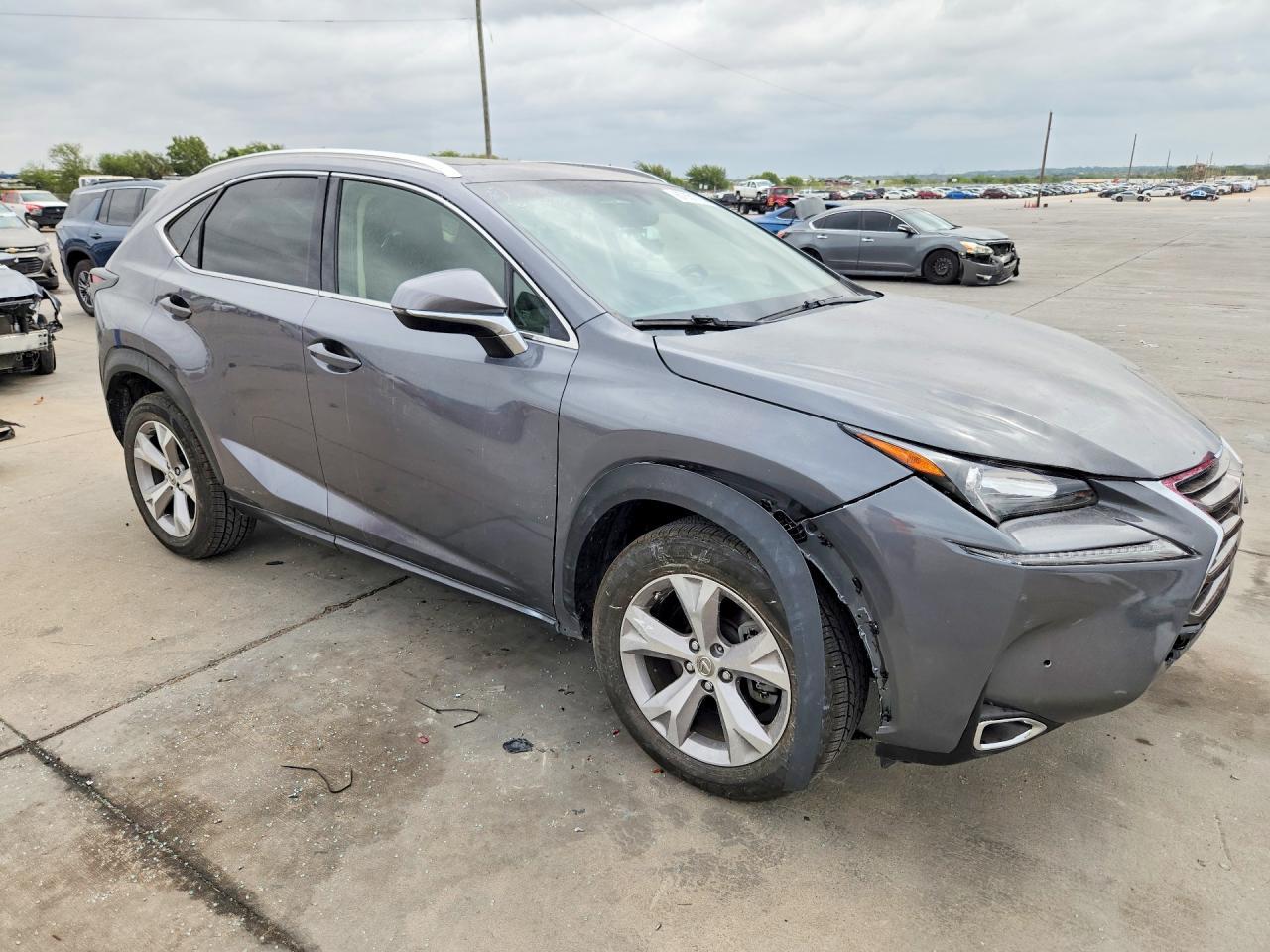 2017 Lexus Nx 200T - Image 4