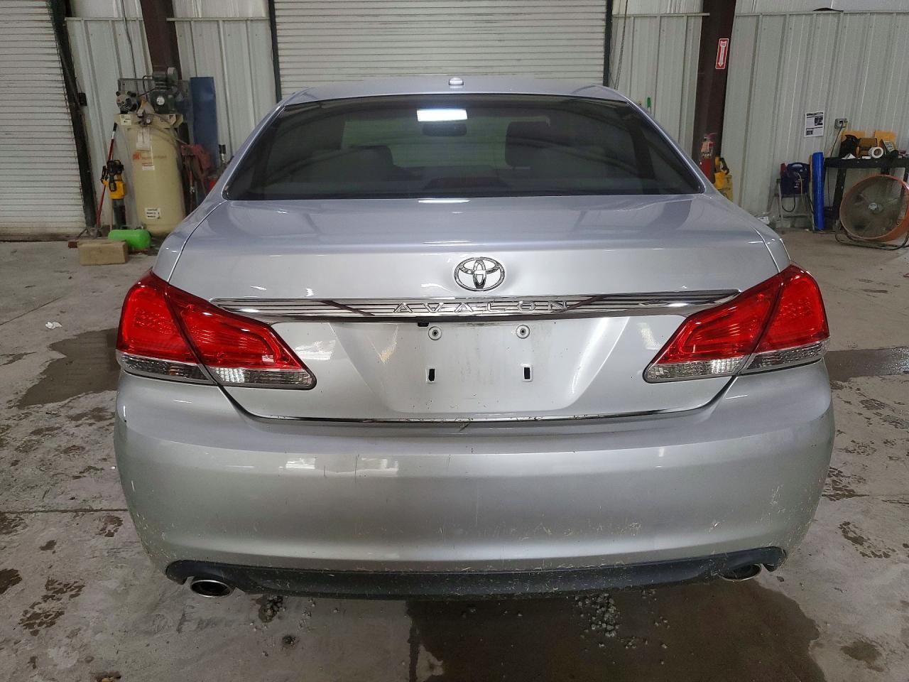 2012 Toyota Avalon Limited - Фото 6